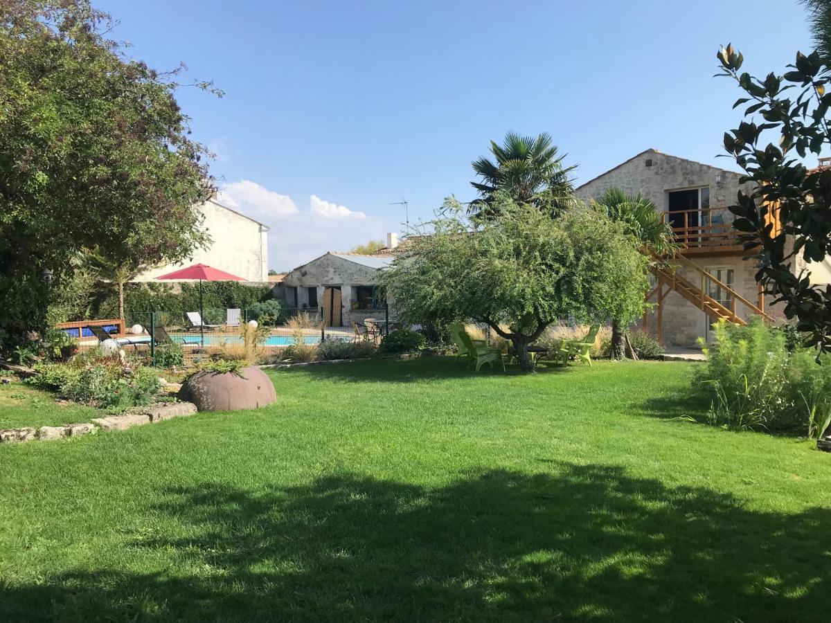 Le clos des grandes rivières Sainte-Soulle Esterno foto